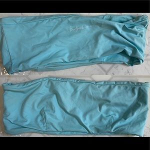 437 “Aubrey” swim top - cyan- M